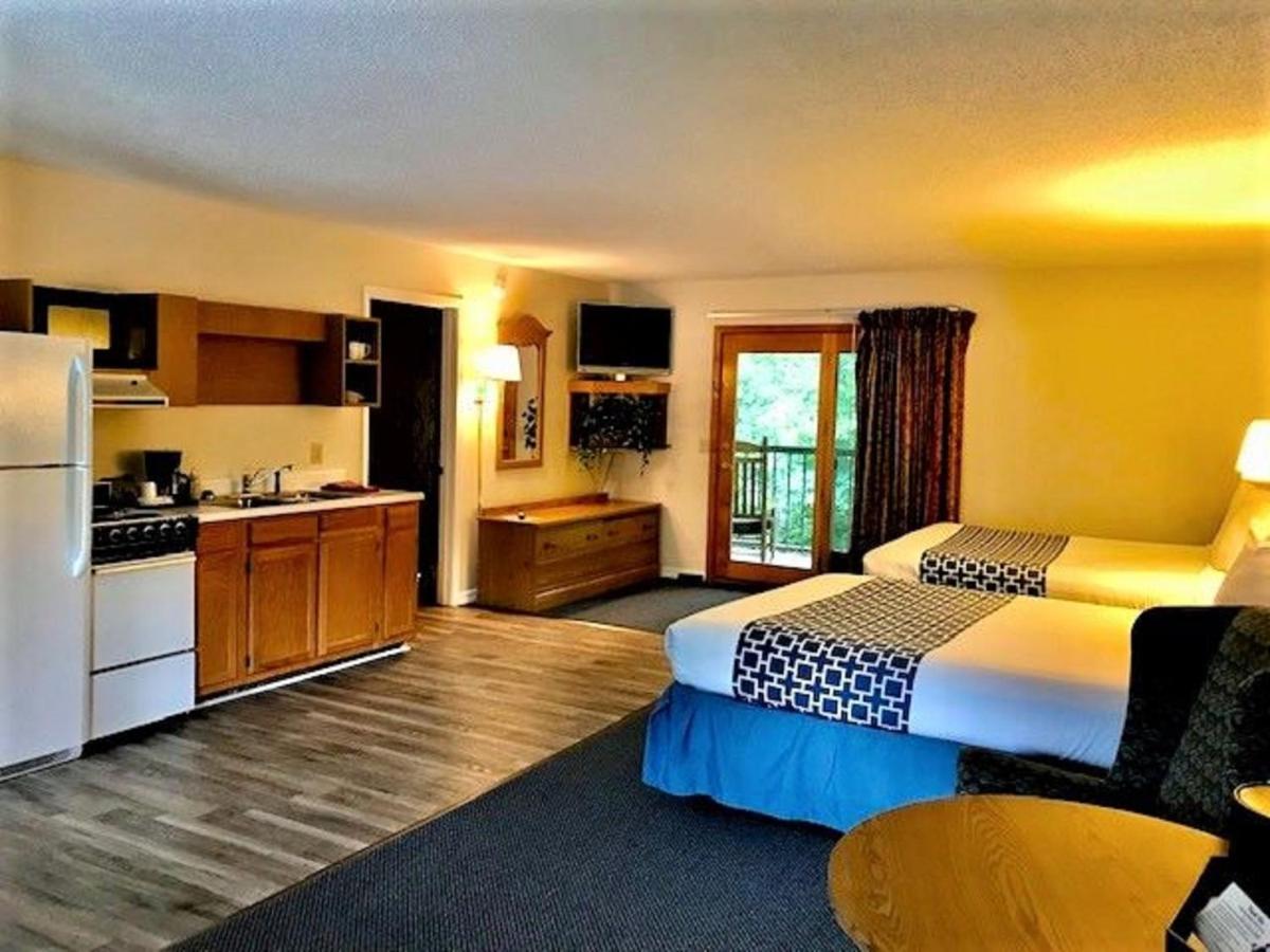 Motel Four Seasons Maggie Valley